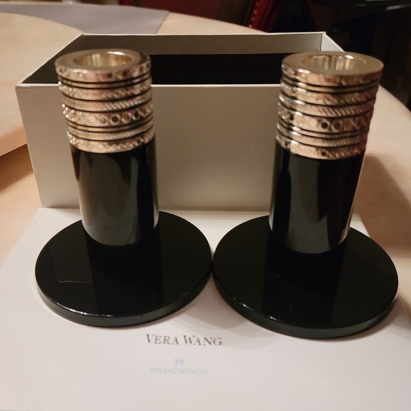 Brand New Vera Wang Wedgwood With Love Noir 4" candlestick holder pair - Picture 2 of 9